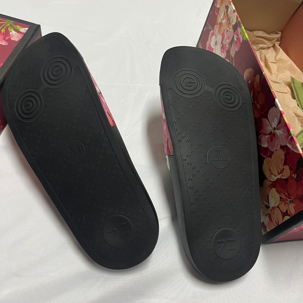 Gucci Blooms Supreme Floral Slide Sandals Size 37 - Picture 4 of 7
